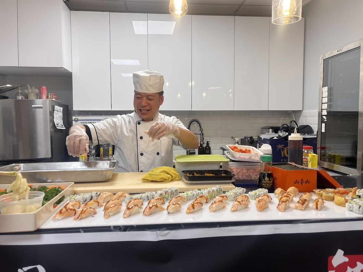 Roppongi Sushi Restaurant